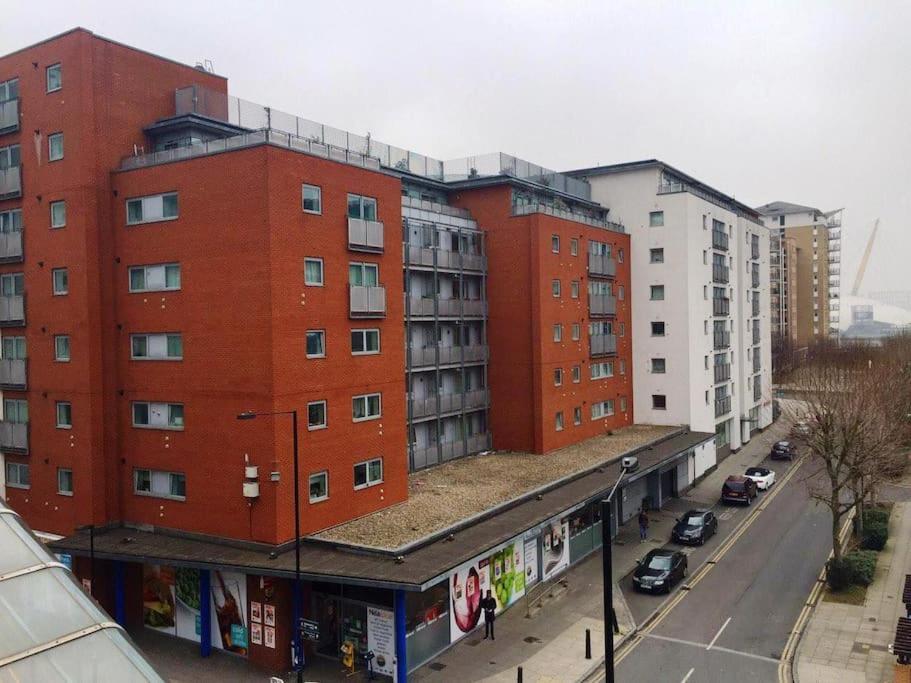 1 Bedroom Flat Near Excel, O2, Canary Wharf - London Exterior foto